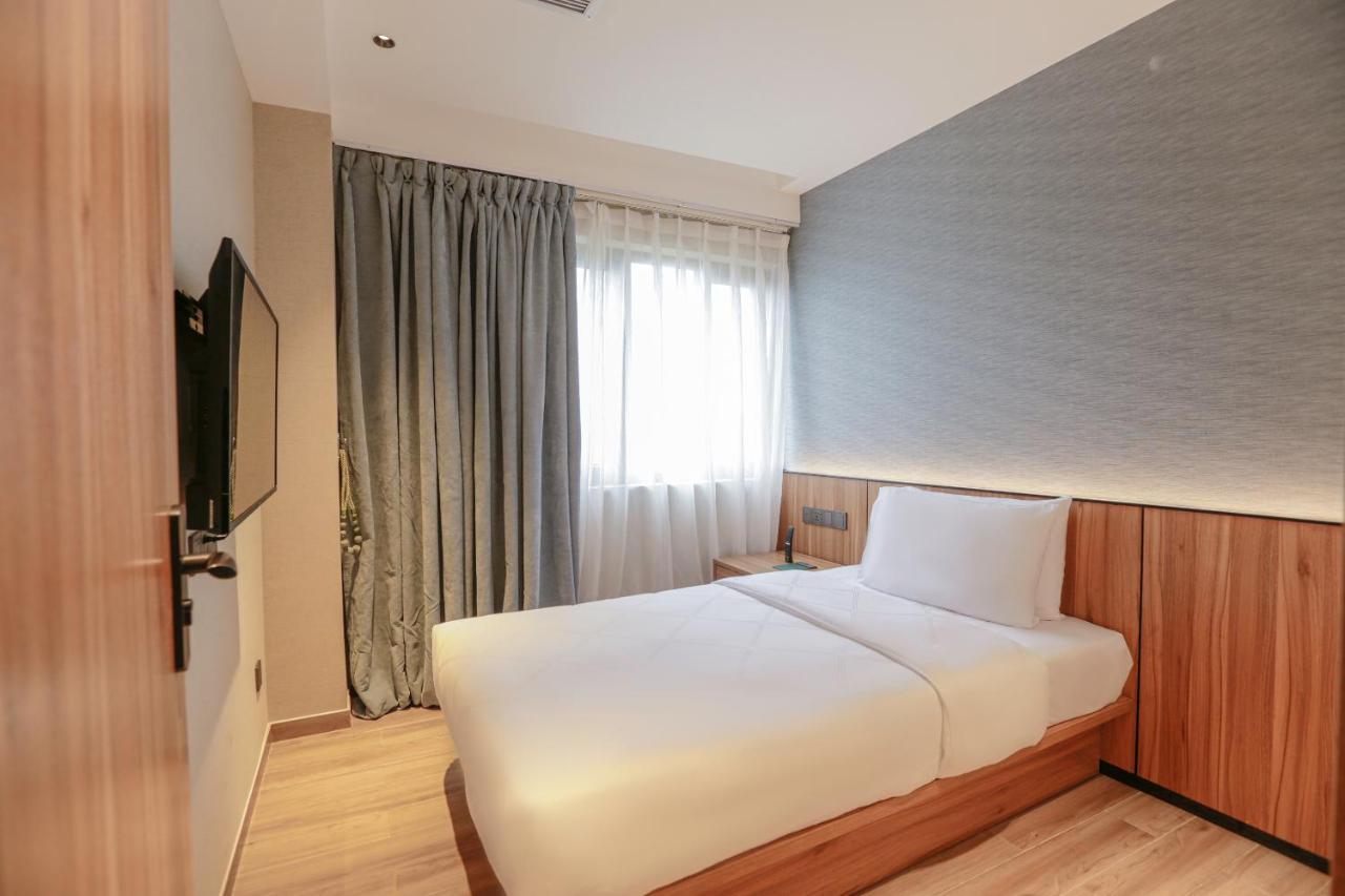 Hotel Casiana & Events Center Tagaytay Managed By Hii Tagaytay City Buitenkant foto