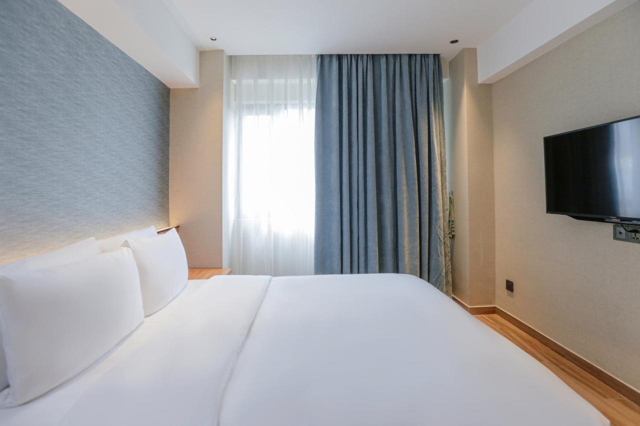 Hotel Casiana & Events Center Tagaytay Managed By Hii Tagaytay City Buitenkant foto
